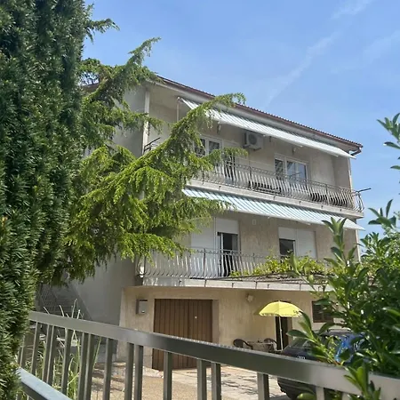 Lotus In Skrljevo Apartmán *