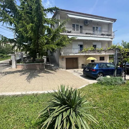 Apartment Lotus In Skrljevo